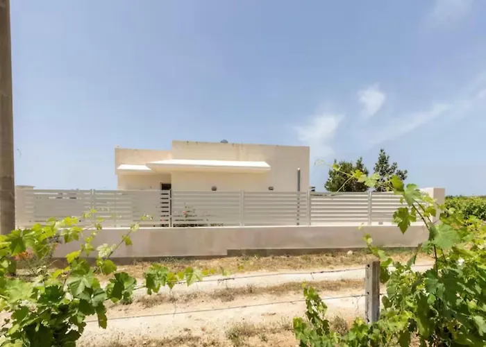 La Casa Di Isotta Trapani Дом отдыха Луого-Гранде